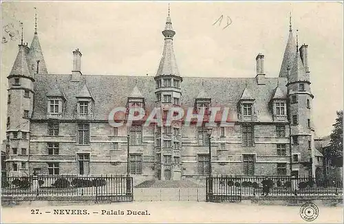 Cartes postales Nevers Palais Ducal