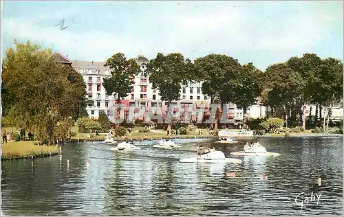 Cartes postales moderne Station Thermale de Bagnoles de l'Orne Pedalo