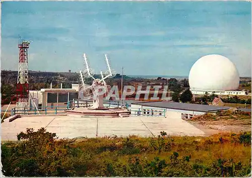 Cartes postales moderne Pleumeur Bodou C du N Le Radome Station de Telecommunications Spatiales de Plemeur Bodou