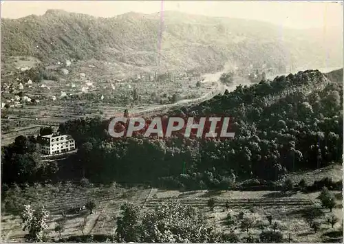 Cartes postales moderne Vue de la Roche au milieu de la vallee du Doubs