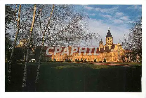 Cartes postales moderne Cluny les batiments abbatiaux et le clocher de l'eau Benite