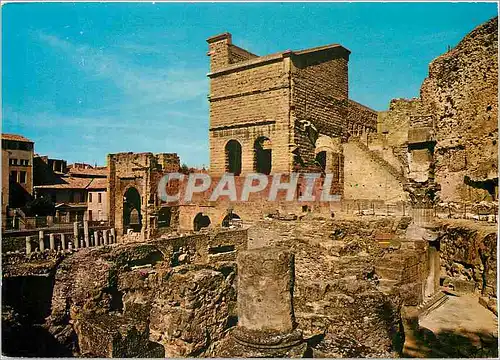 Cartes postales moderne Orange Vaucluse Vue sur les fond foulles de l'ancien gymnase au fond la grand Mur du Theatre Ant