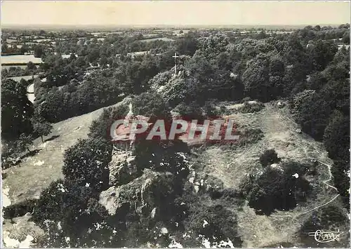 Cartes postales moderne Chailland (Mayenne) La Vierge et la Calvaire