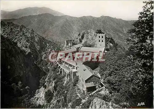 Cartes postales moderne Saint Martin du Canigou PO Vue generale de l'Abbaye