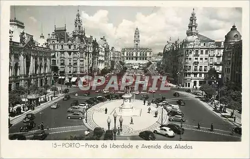 Cartes postales moderne Porto Praca da Liberdade e Avenida dos Aliados