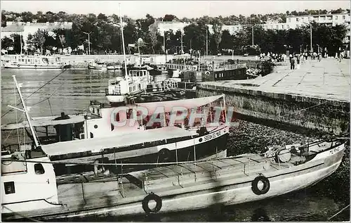 Cartes postales moderne Tulcea Bateaux