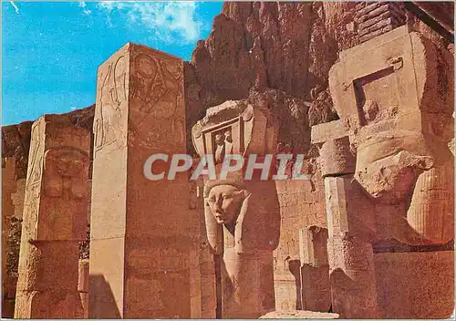 Cartes postales moderne Temple of the Quenn Hapshepsut Quenn Hapshepsuts statue