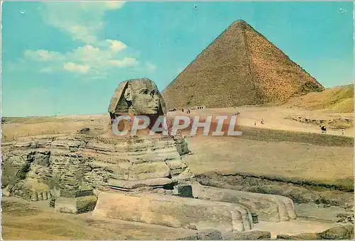 Cartes postales moderne The Great Sphinx of Giza and Keops Pyramid