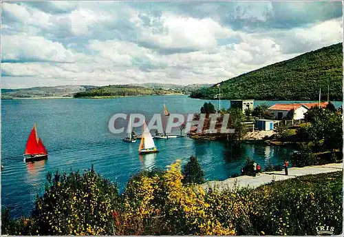 Cartes postales moderne Limousin Pittoresque Pres de Peyrat le Chateau Le Lac de Vassivieres l un des plus beaux du Limo