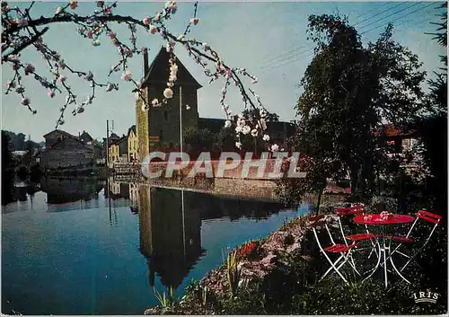 Cartes postales moderne Le Limousin Pittoresque Peyrat Le Chateau La Tour ancienne demeure des princess de Lusignan au b