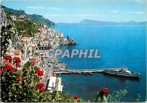 Cartes postales moderne Amalfi Vue generale