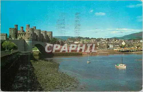 Cartes postales moderne The Casteland New Bridge Conwy