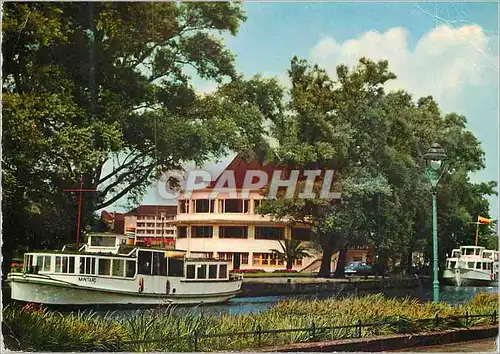 Cartes postales moderne Wasserbahnhof Bateau