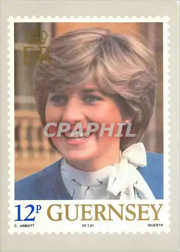 Cartes postales moderne Guernsey Post Office Stamp Card Lady Diana