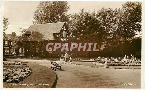 Cartes postales moderne The Park Gillingham