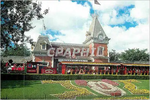 Cartes postales moderne Mickey in Flowers Disneyland Mickey