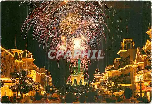 Cartes postales moderne Fantasy in the Sky Over the Magic Kingdom's Regal Cinderella Disneyland Mickey