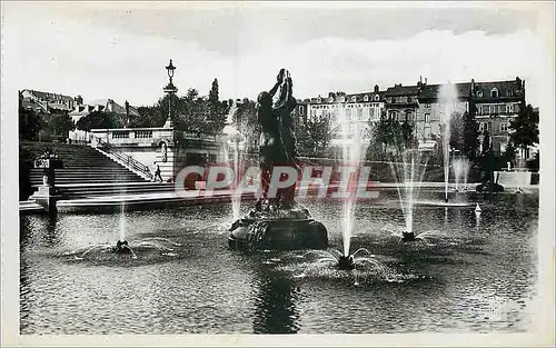 Cartes postales moderne Limoges Les Jardins de Juillets Les Jets d'Eau