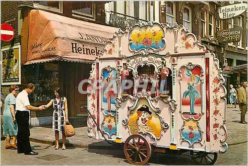 Cartes postales moderne Amsterdam Holland L'Orgue de Barbarie Typique des Rues d'Amsterdam Heineken