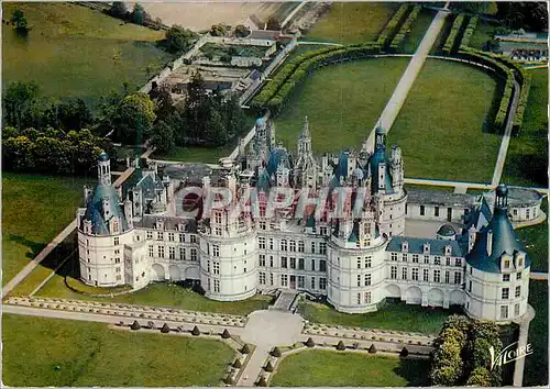 Cartes postales moderne Chambord Loir et Cher La facade nord ouest du chateau vue d avion