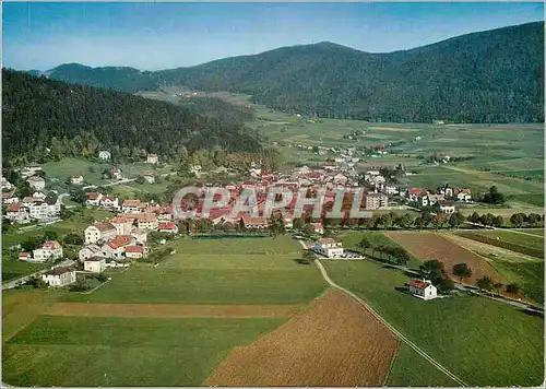 Cartes postales moderne En avion au dessus de Dombresson