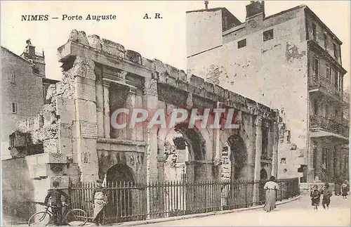 Cartes postales Nimes Porte Auguste