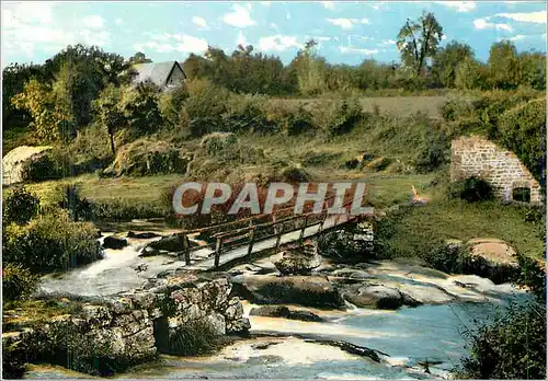 Cartes postales moderne Environs de Gorron (Mayenne) Passerelle du Vieux Moulin sur la Colmont