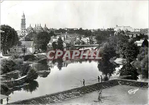 Cartes postales moderne Perigeux Dordogne Vue generale La Basilique Saint Front Peche