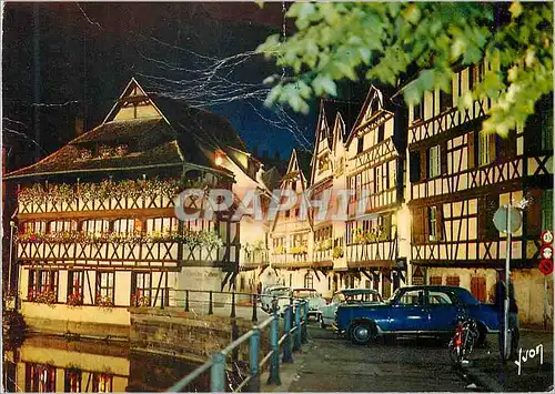 Cartes postales moderne Strasbourg (bas rhin) le vieux strasbourg la petite france illuminee Automobile