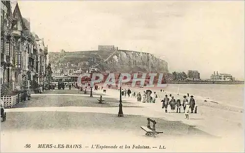 Cartes postales Mers les bains l esplanade et les falaises