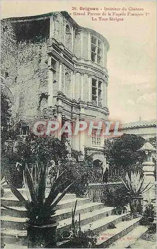 Cartes postales Grignan Interieur du Chateau Grand Perron de la Facade Francois I La Tour Sevigne