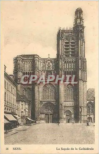 Cartes postales Sens La Facade de la Cathedrale