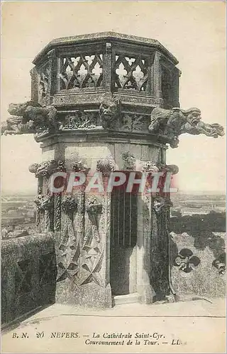 Cartes postales Nevers La Cathedrale Saint Cyr Couronnement de la Tour