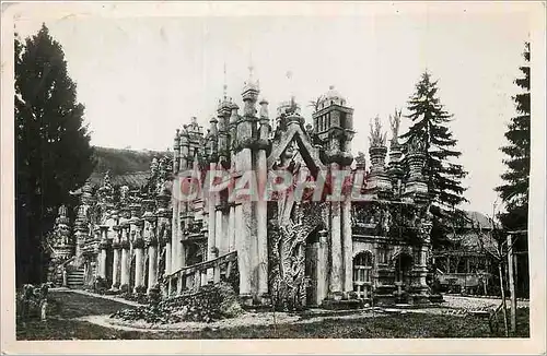 Cartes postales moderne Hauterives (Drome) Palais Ideal Travail d'un seul homme vue generale cote sud