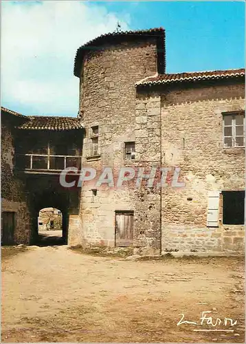 Cartes postales moderne Mortemart (Hte Vienne) Donjon et Cour Interieure de Chateau des Ducs de Mortemart