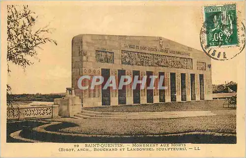 Cartes postales Saint Quentin Monument aux Morts Militaria