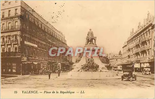 Cartes postales Valence Place de la Republique