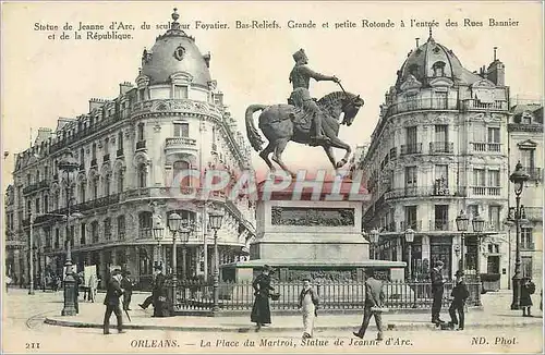 Cartes postales Orleans Place du Martroi Statue de Jeanne d'Arc