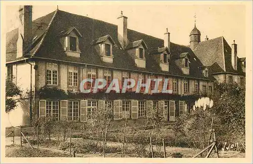 Cartes postales Paray Le Monial (Saone et Loire) Facade du Monastere de la Visitation du Cote du Jardin