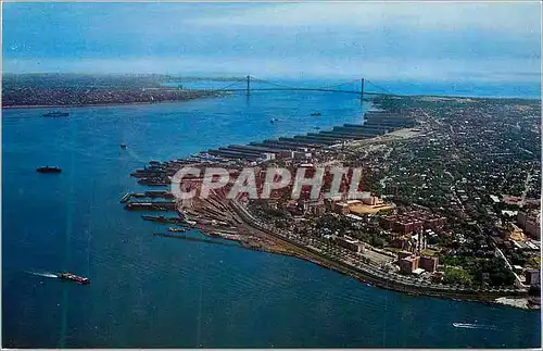 Cartes postales moderne The Entrance to New York Harbor Showing the Verranzo Narrows Bridge