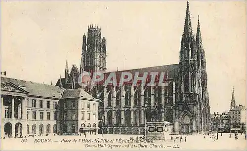 Cartes postales Rouen Place de l'Hotel de Ville et l'Eglise Saint Ouen