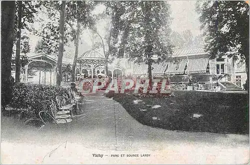 Cartes postales Vichy Parc et Source Lardy