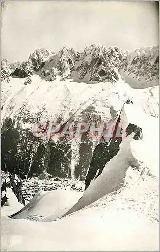 Cartes postales moderne Chamonix Mont Blanc l'Hiver Piste du Brevent Passage de la Breche Les aiguilles de Chamonix