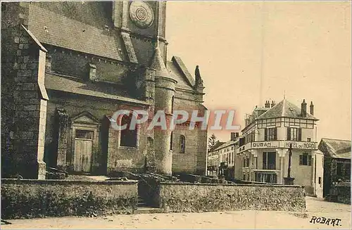 Cartes postales Quarre les Tombes Entree de l'Eglise Cote Nord les Tombes et un Coin de la Place