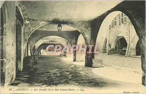 Cartes postales Annecy Les Arcades de la Rue Sainte Claire