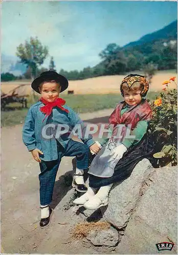 Cartes postales moderne Types de Savoie Jeunes Fiances Savoyards Folklore