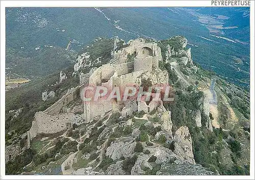 Cartes postales moderne Chateau de Peyrepertuse (Aude) Message du Sud Vue du Chateau feodal depuis le Roc Saint Georges