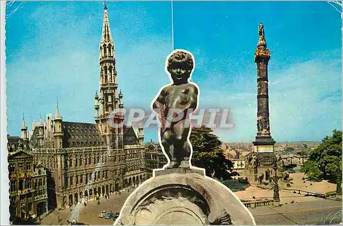 Cartes postales moderne Bruxelles Manneken Pis Hotel de Ville et Colonne du Congres