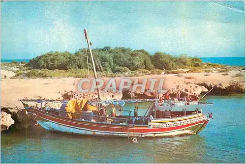 Cartes postales moderne Boutre aux Iles TFAI Bateau Afars et Issas