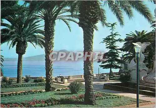 Cartes postales moderne Sorrento Le Vesure vu de la Place de la Victoire